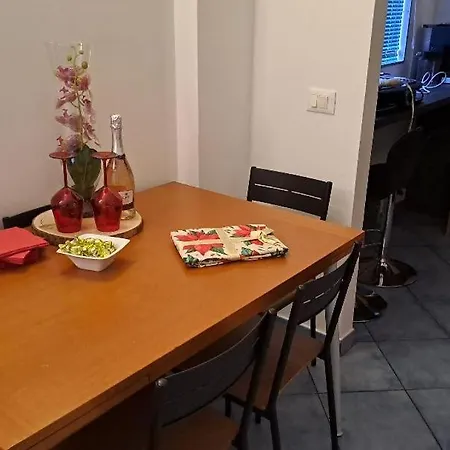Casa Di Patty Ad A 20 Metri Dal Mare *